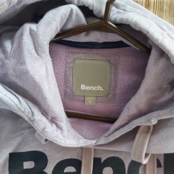Dyed (lilac colour) bench hoodie - Picture 2 of 3